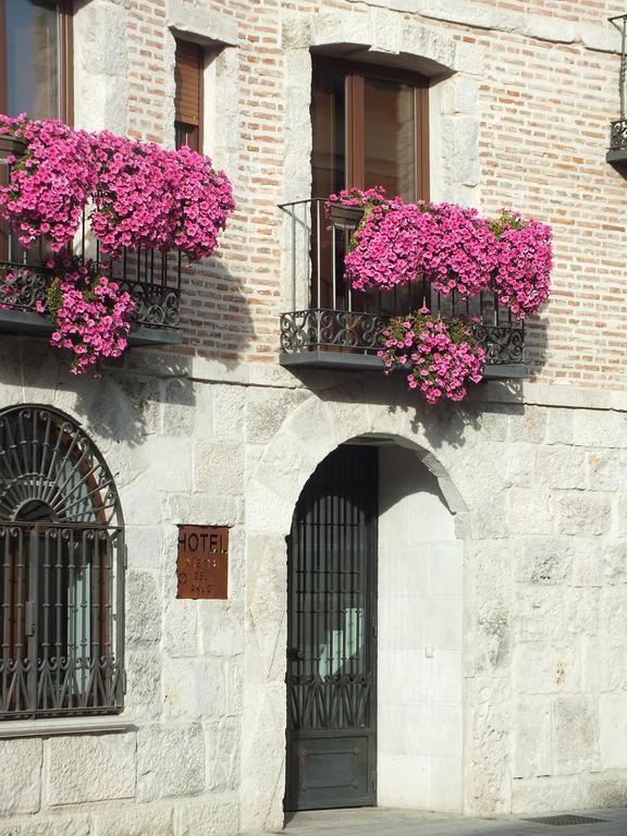 Hotel Puerta Del Arco Tudela de Duero Ngoại thất bức ảnh