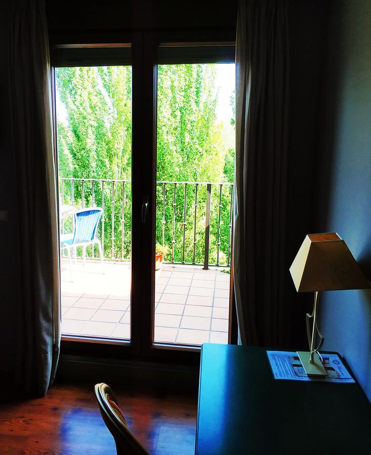Hotel Puerta Del Arco Tudela de Duero Ngoại thất bức ảnh