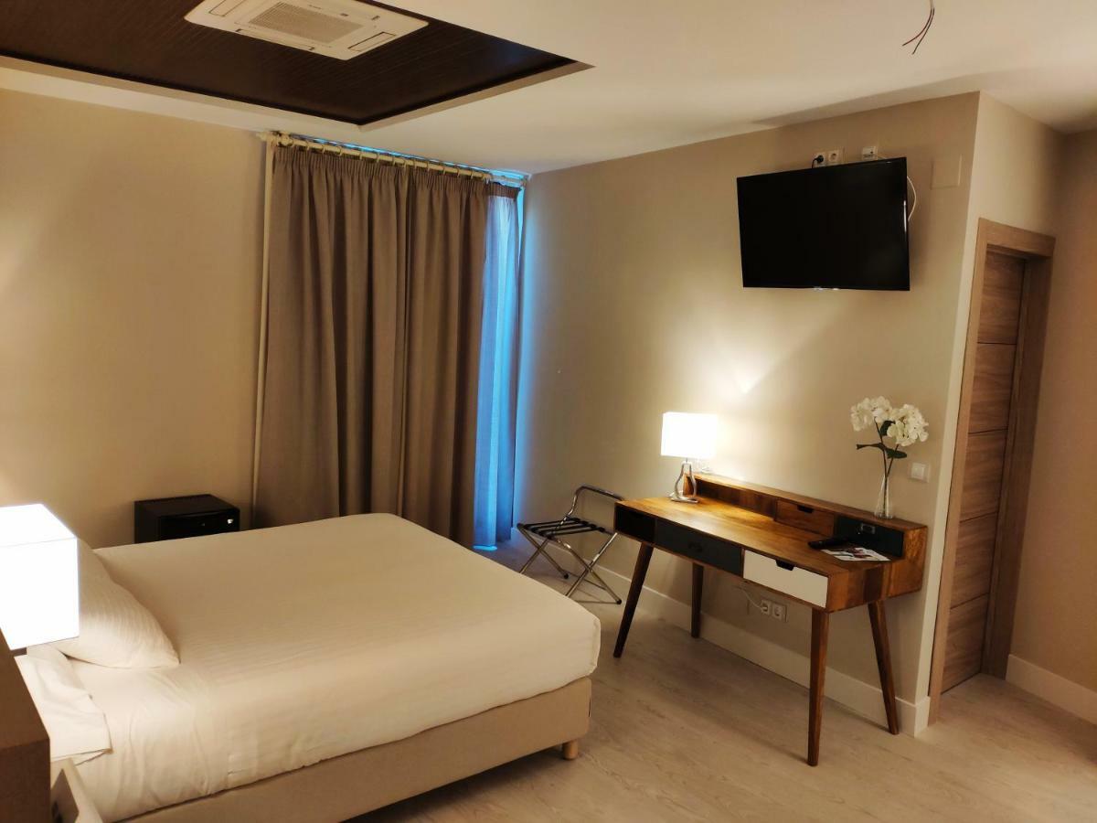 Hotel Puerta Del Arco Tudela de Duero Ngoại thất bức ảnh